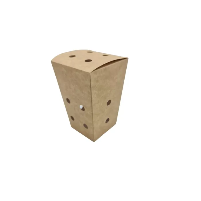 Servirea cartofilor prăjiți devine practică și elegantă cu cutiile natur din carton cu capac, ideale pentru street food, fast-fo