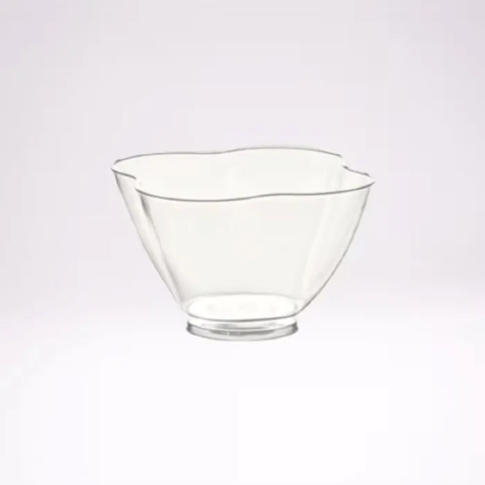 Cupele pentru desert Nuvola sunt soluția perfectă pentru o prezentare elegantă și igienică a deserturilor.