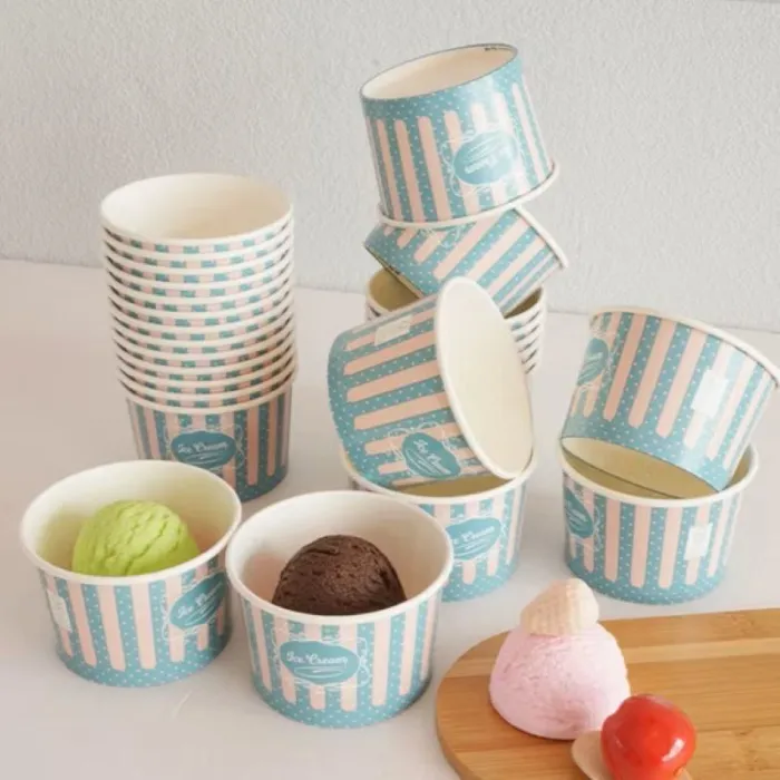 CUPE INGHETATA DIN CARTON „PATISERIE”