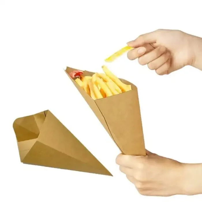 CORNETE DIN CARTON KRAFT NATUR CU SOSIERA (100buc/set)