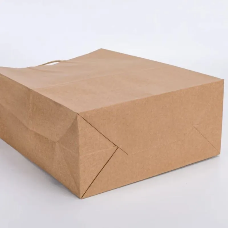 "Sacoșe din hârtie cu mâner de sfoară, 26x17x28 cm, set 50 buc. Ideale pentru cadouri, cumpărături sau afaceri. Eco-friendly și