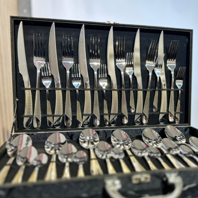 Set tacâmuri inox Tacâmuri 24 piese Set tacâmuri complet Tacâmuri din inox Tacâmuri cu suport